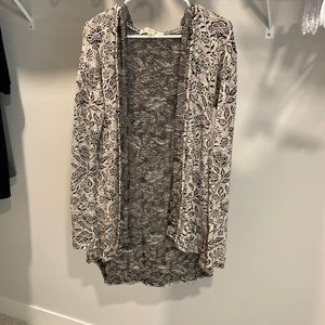Stitch Fix Row A Cream and Black Floral Cardigan